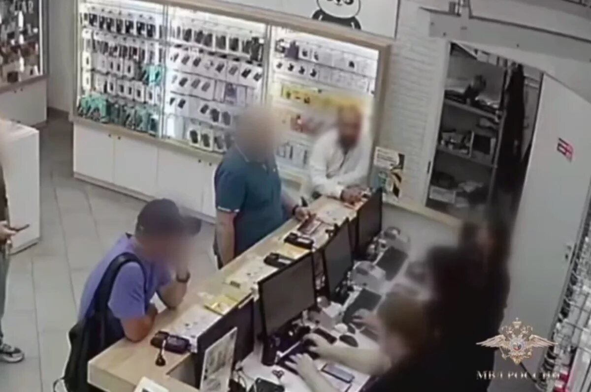    В Москве двойник с поддельным паспортом украл со счетов 20 млн рублей