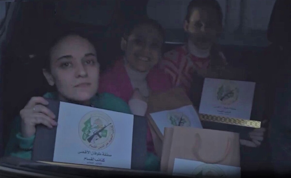     / Источник: Кадр из видео