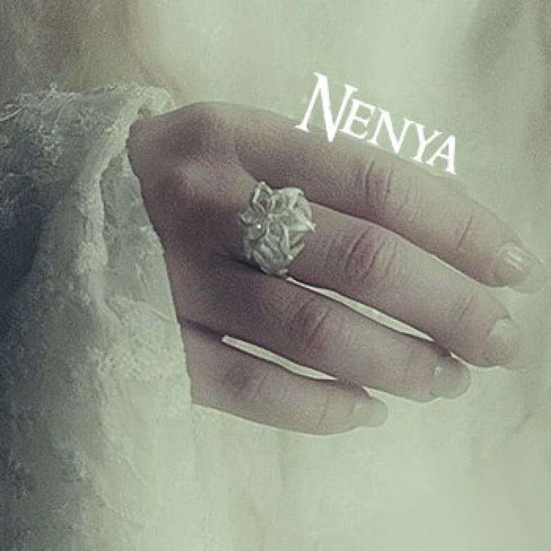 Ненья на руке Галадриэль