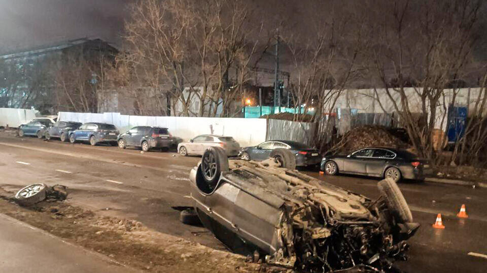     Хотел впечатлить девушку: в Реутове лихач на BMW отца разгромил пять автомобилей t.me/Подмосковная полиция