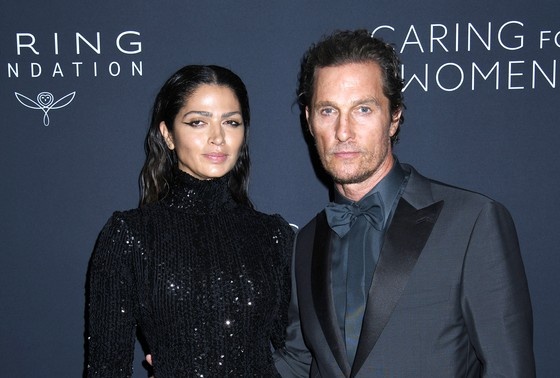    Мэттью Макконахи c женой Камилой Алвес