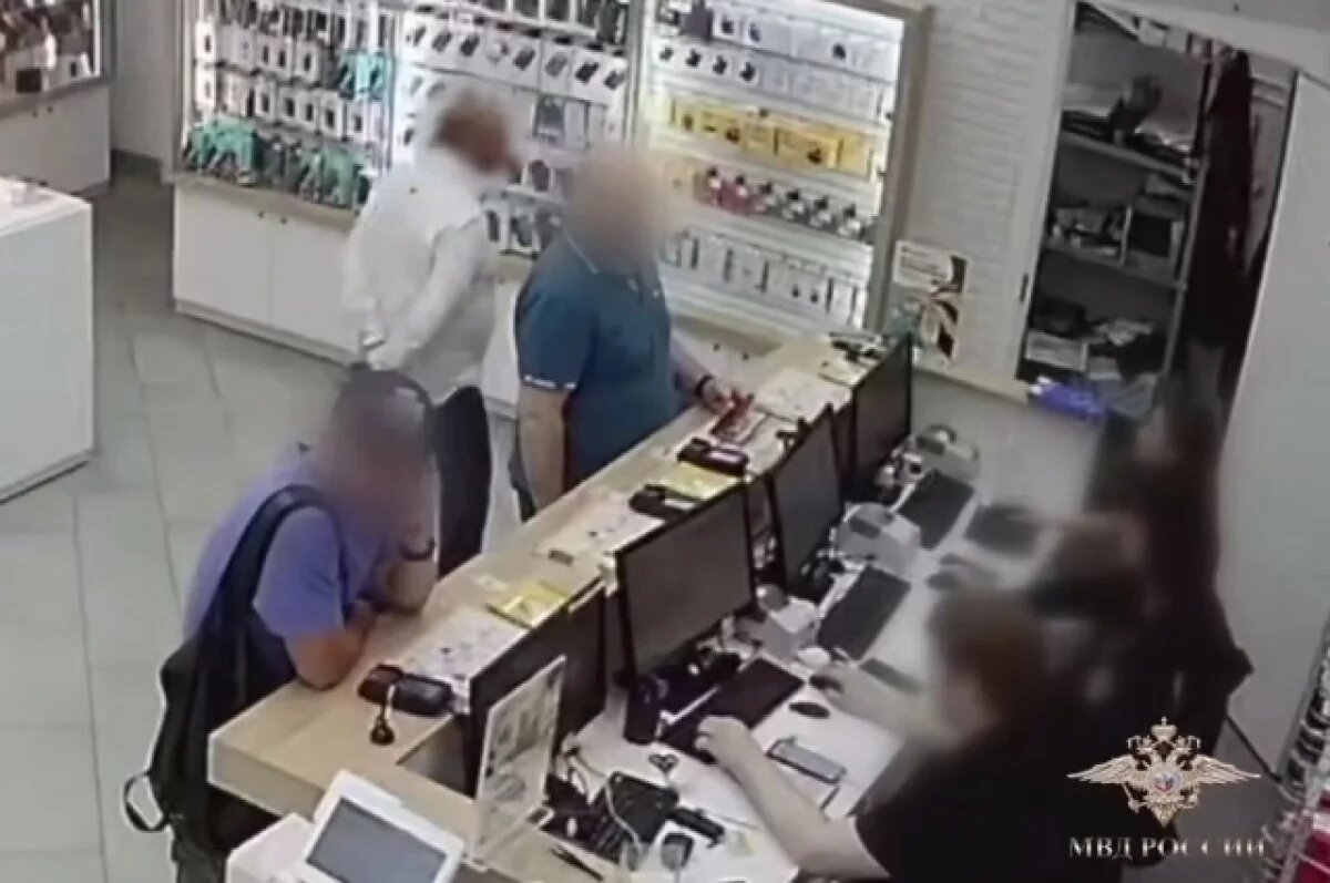    В Петербурге задержали красноярца, который в Москве похитил 20 млн рублей