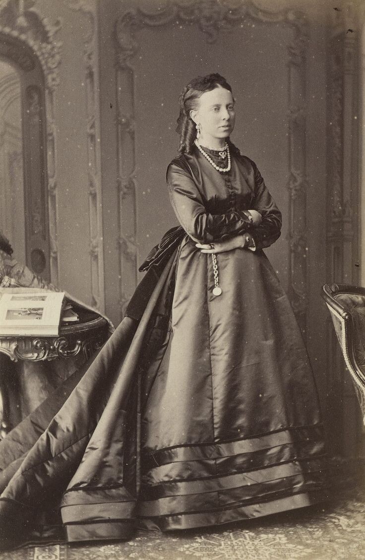 Великая княгиня Александр Петровна 