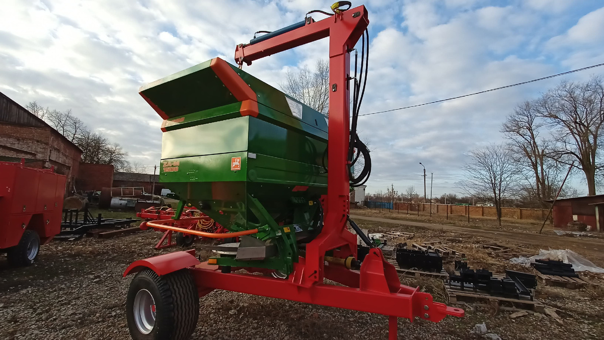 Тележка разбрасывателя ТР-5.0