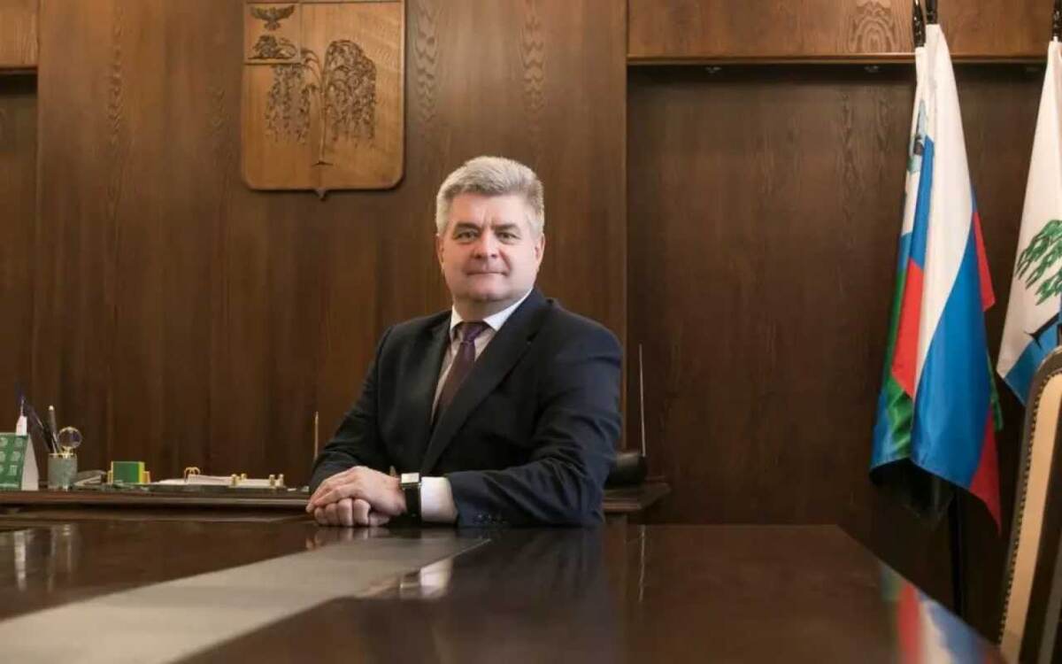    Сначала критика, потом награда: глава Ивнянского района вернулся из отряда «Барс-Белгород» Фото из соцсетей Щепина