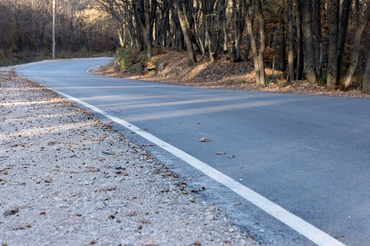 Автомобильная дорога в Крыму // Фото: Служба автомобильных дорог Крыма