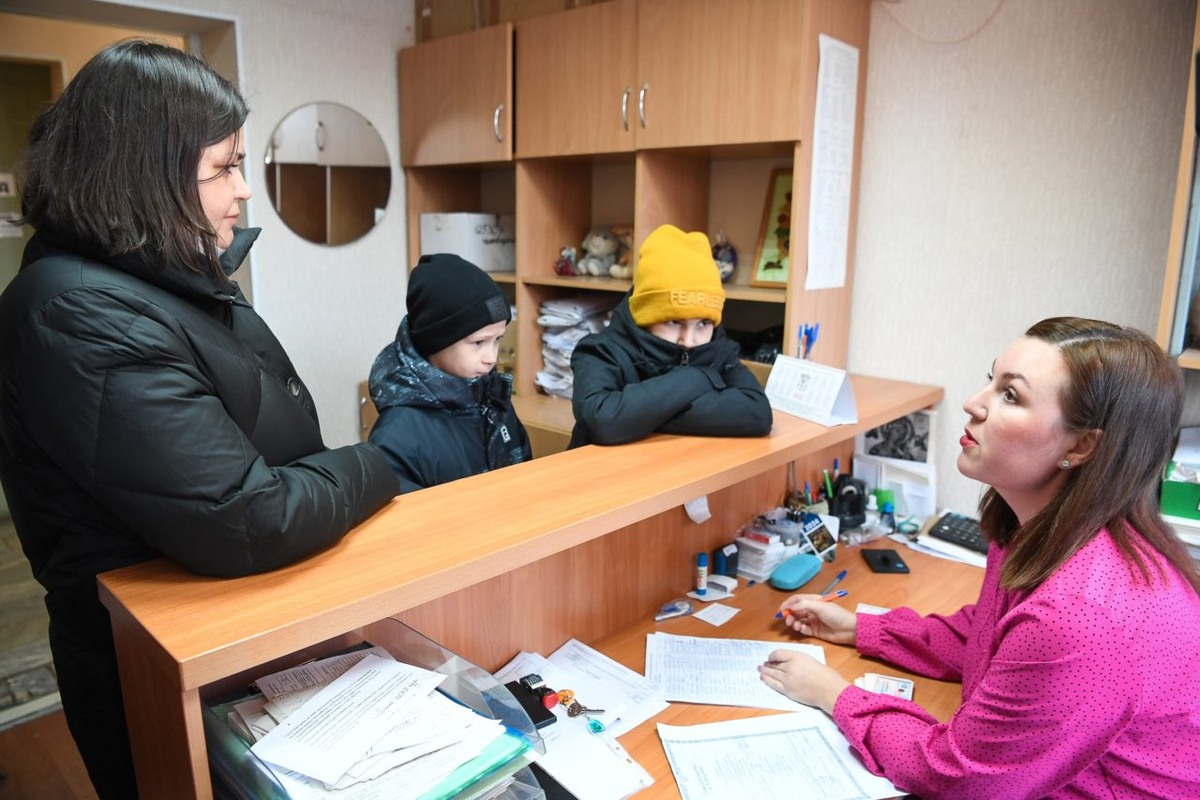    Детям участников СВО начали выдавать бесплатные проездные на троллейбусы Петрозаводска. Фото: "Республика"/Оксана Кудряшова