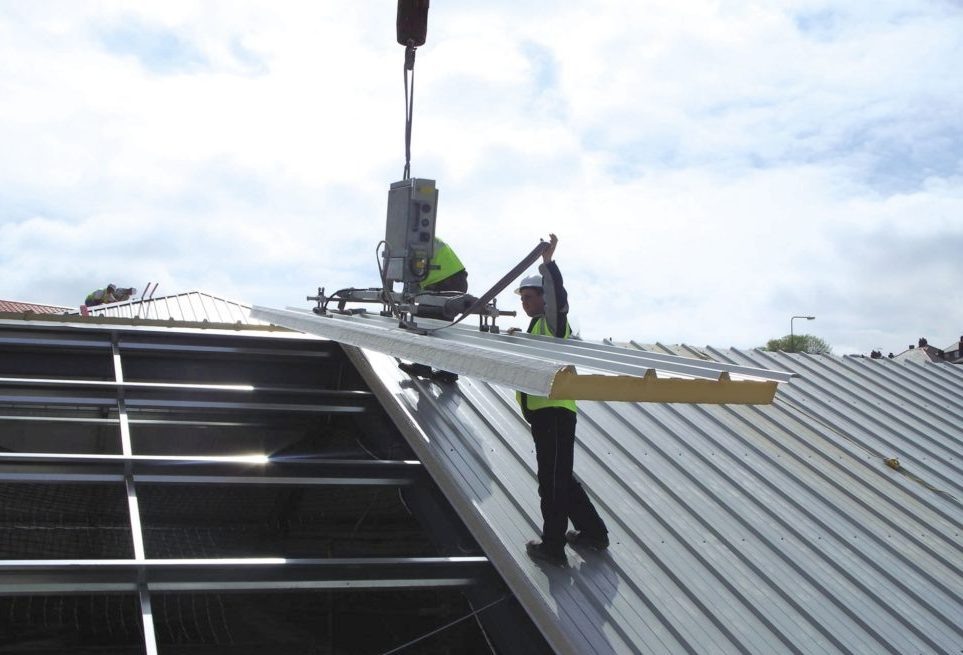 Обычные герметики не выдерживают перепадов температур и УФ-излучения