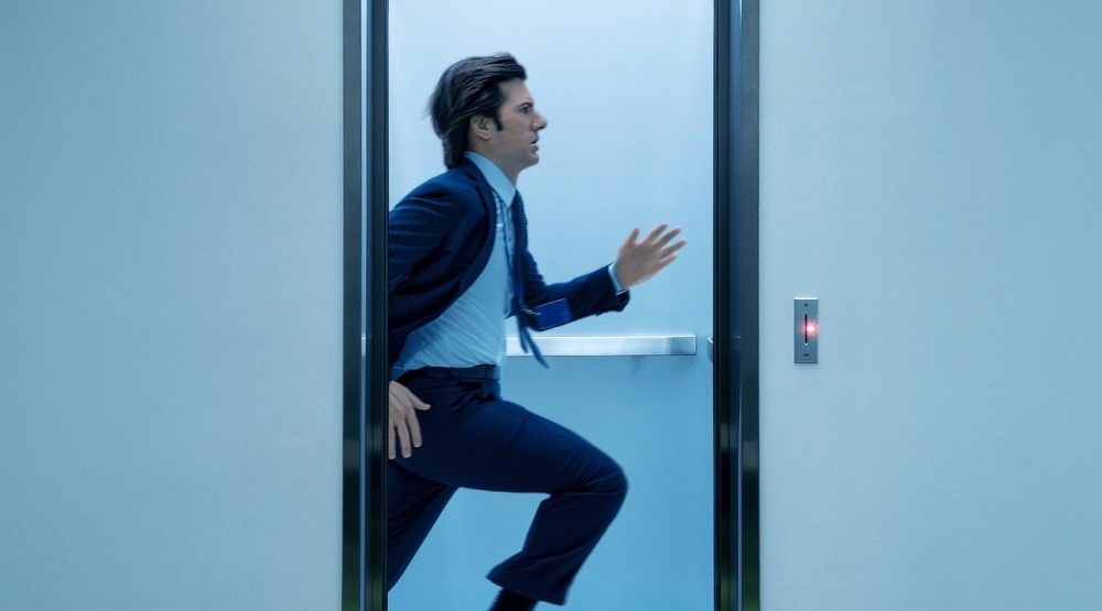     Постер 2 сезона сериала «Разделение» (2025)