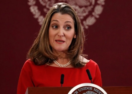    Христя Фриланд намерена бороться за независимость Канады от США