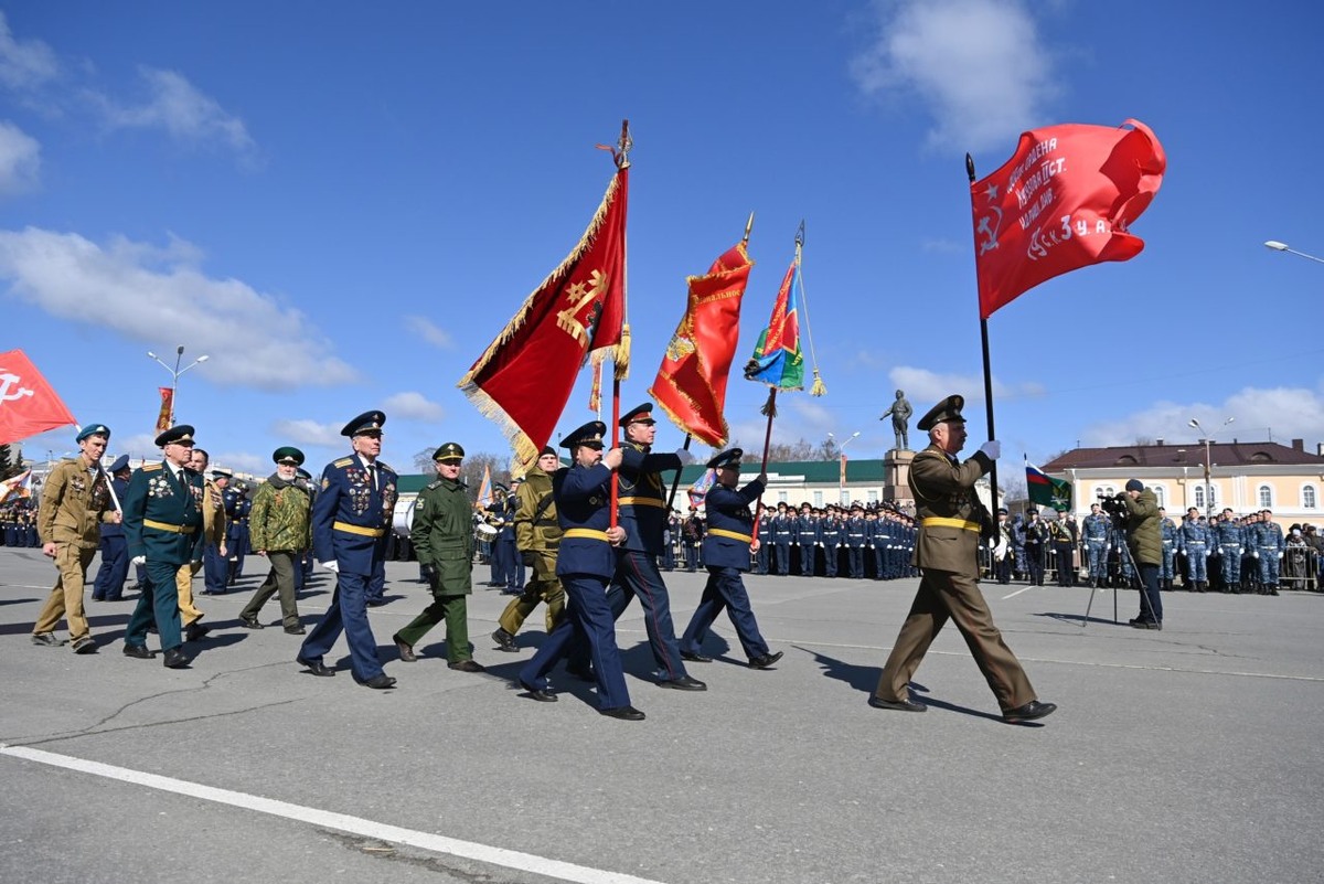    9 Мая в Петрозаводске. Фото: "Республика" / Сергей Юдин