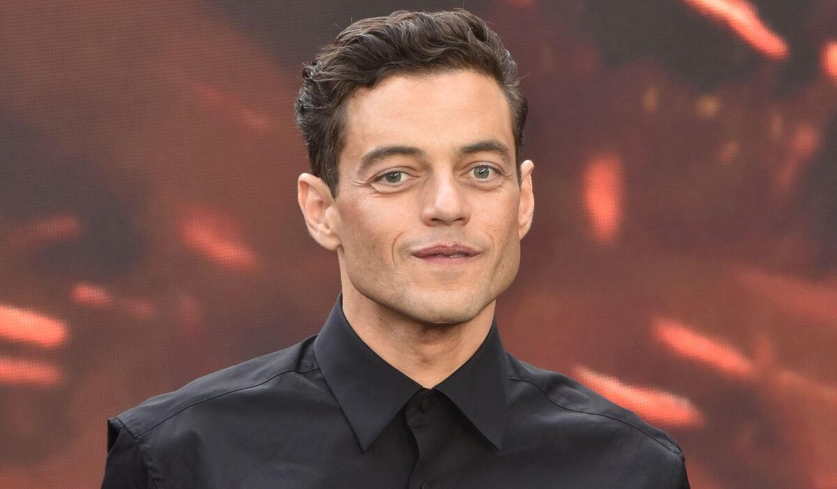     Полицейские по ошибке задержали Рами Малека за ограбление магазина