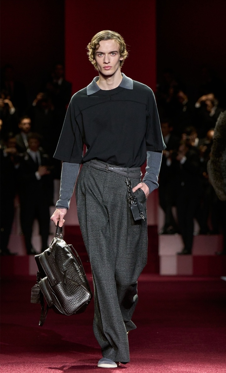 Образ из коллекции Dolce&Gabbana Men's Fall/Winter 2025. Материал: Dolce&Gabbana.