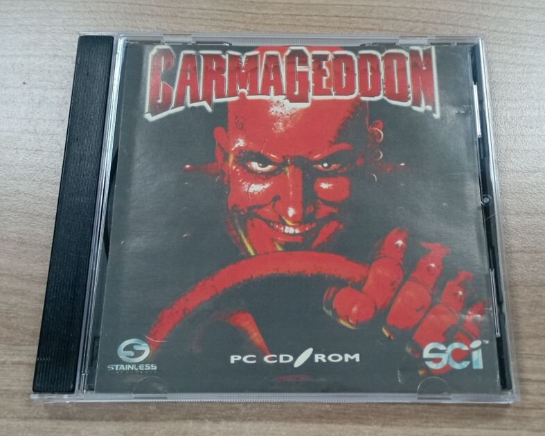 Обложка игры Carmageddon, пиратская версия
