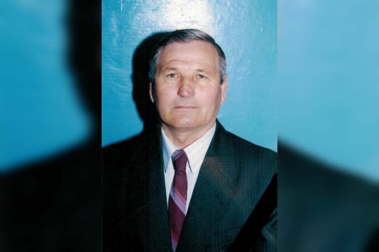    В Оренбуржье ушел из жизни Заслуженный работник физической культуры и спорта РФ Петр Рощин Кристина Просвиркина