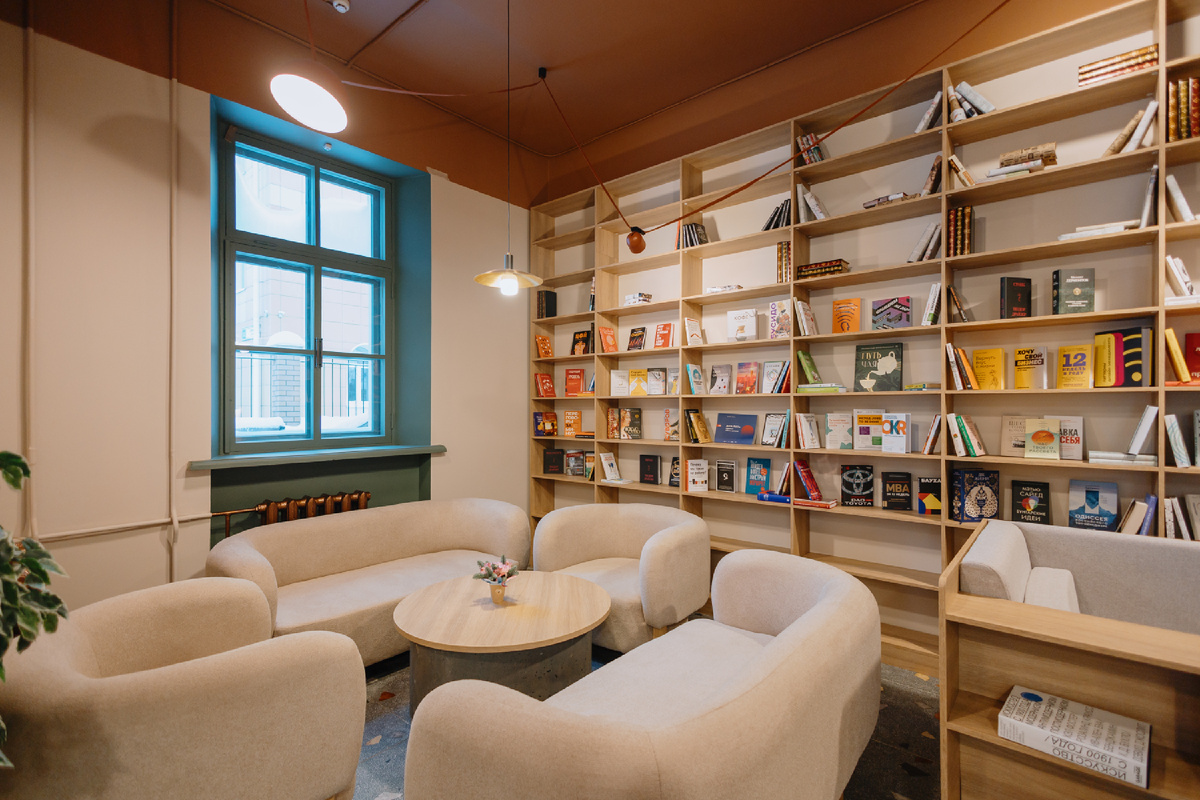 Книжная кофейня «Лампа Грина» в Кирове