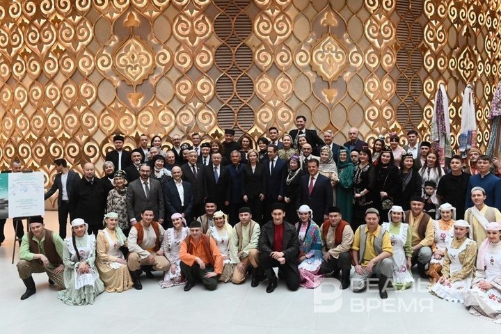 Труппа театра Камала с гостями. Фото: Динар Фатыхов