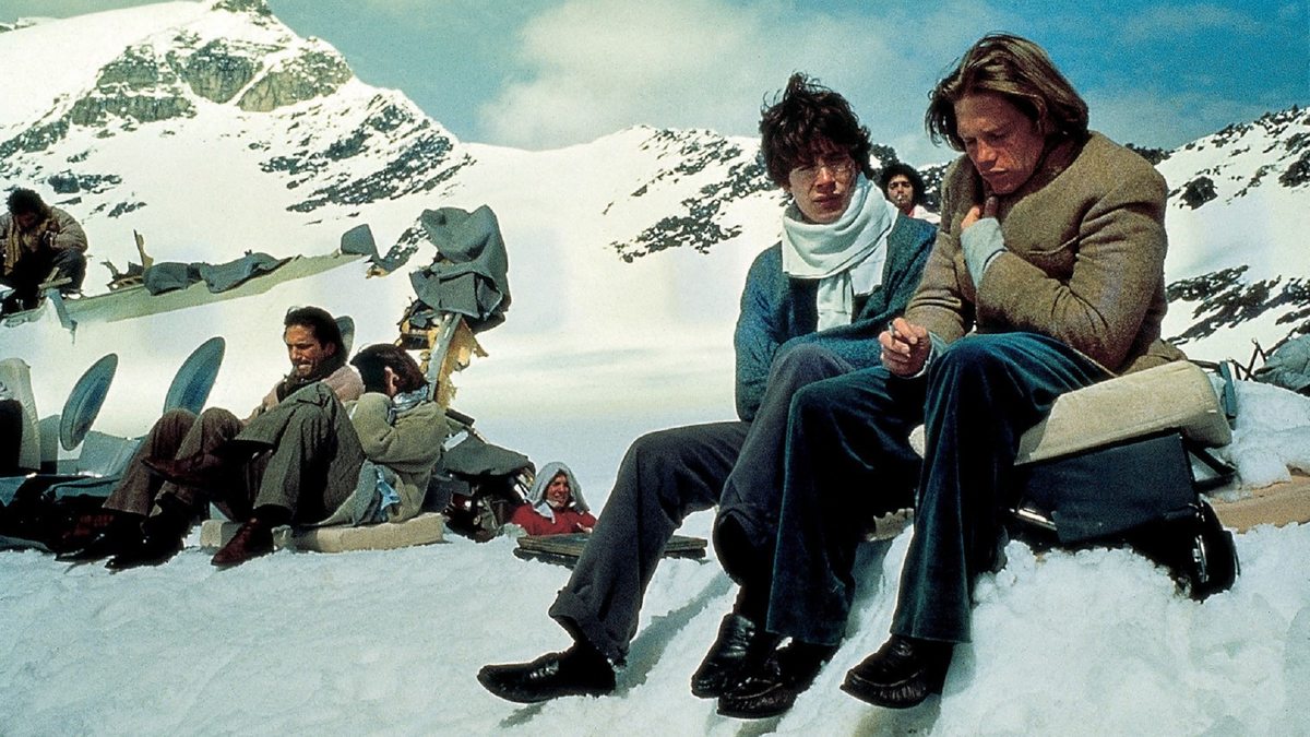 Кадр из фильма «Выжить» (1993)