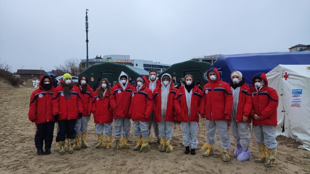    Участники мед. патруля. Фото предоставлено Юлией Суховей