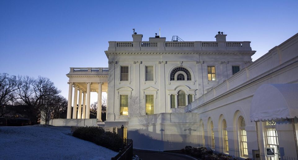    Jim LoScalzo - Pool via CNP/Keystone Press Agency / Global Look Press