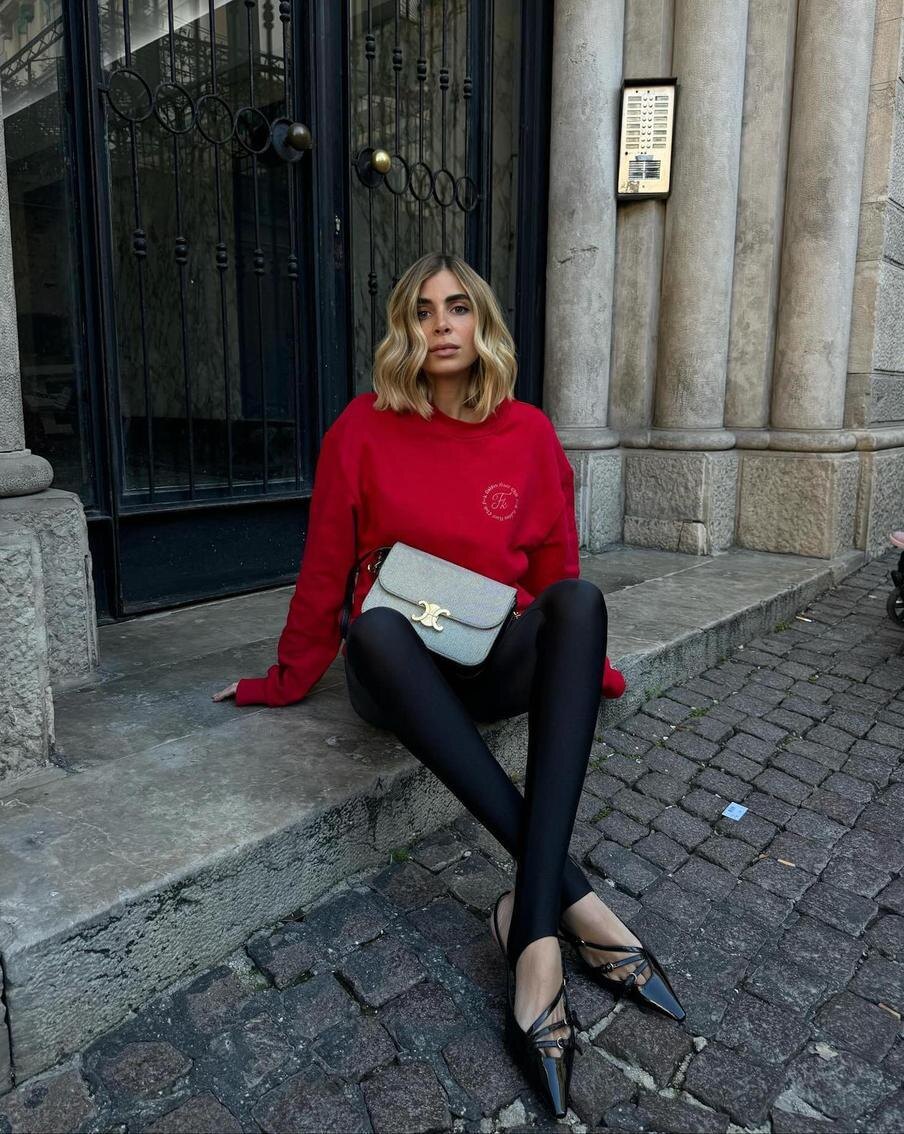 С легинсами можно создать множество гармоничных и модных сочетаний. Соцсети @elenagiadaa