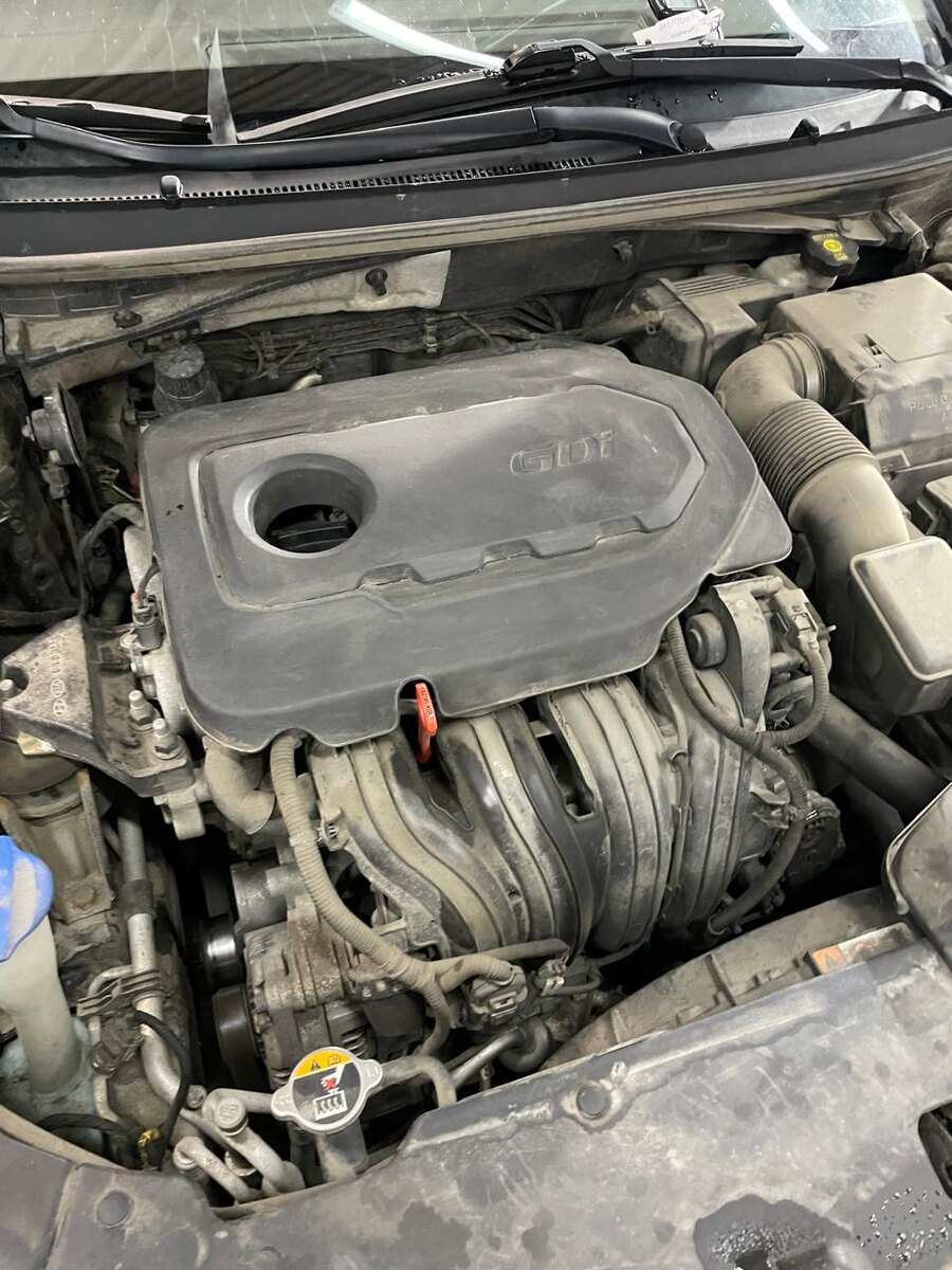 Под капотом двигатель G4KJ