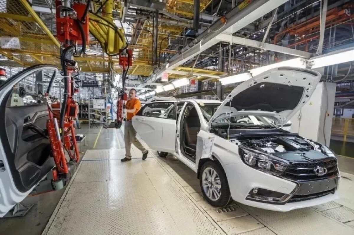    На калужских автозаводах за 2024 год собрали 15 тысяч автомобилей