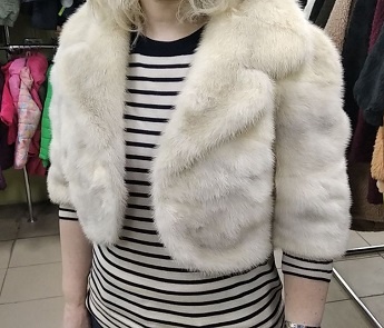 Норковый жакет-жилет.  Цена 5000