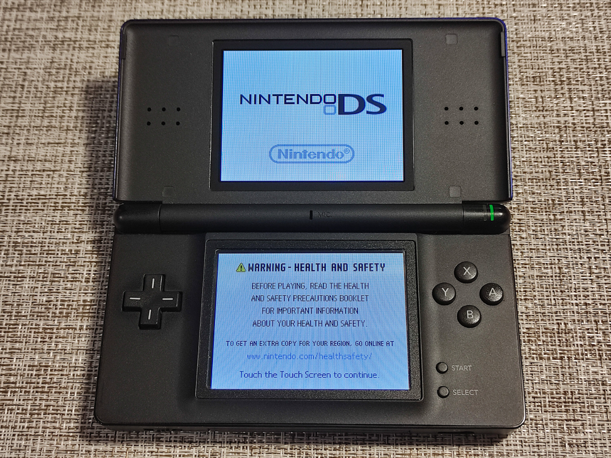 Свежее приобретение в коллекции Shiru, посвященной консолям от большой N - Nintendo 3DS!