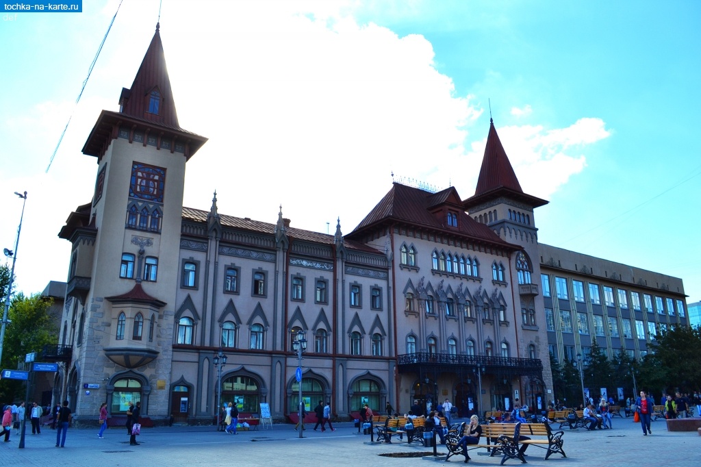 Фото:  https://tochka-na-karte.ru/modules/photo/images/530-Gosudarstvennaja-konservatorija-im-Sobinova.jpg