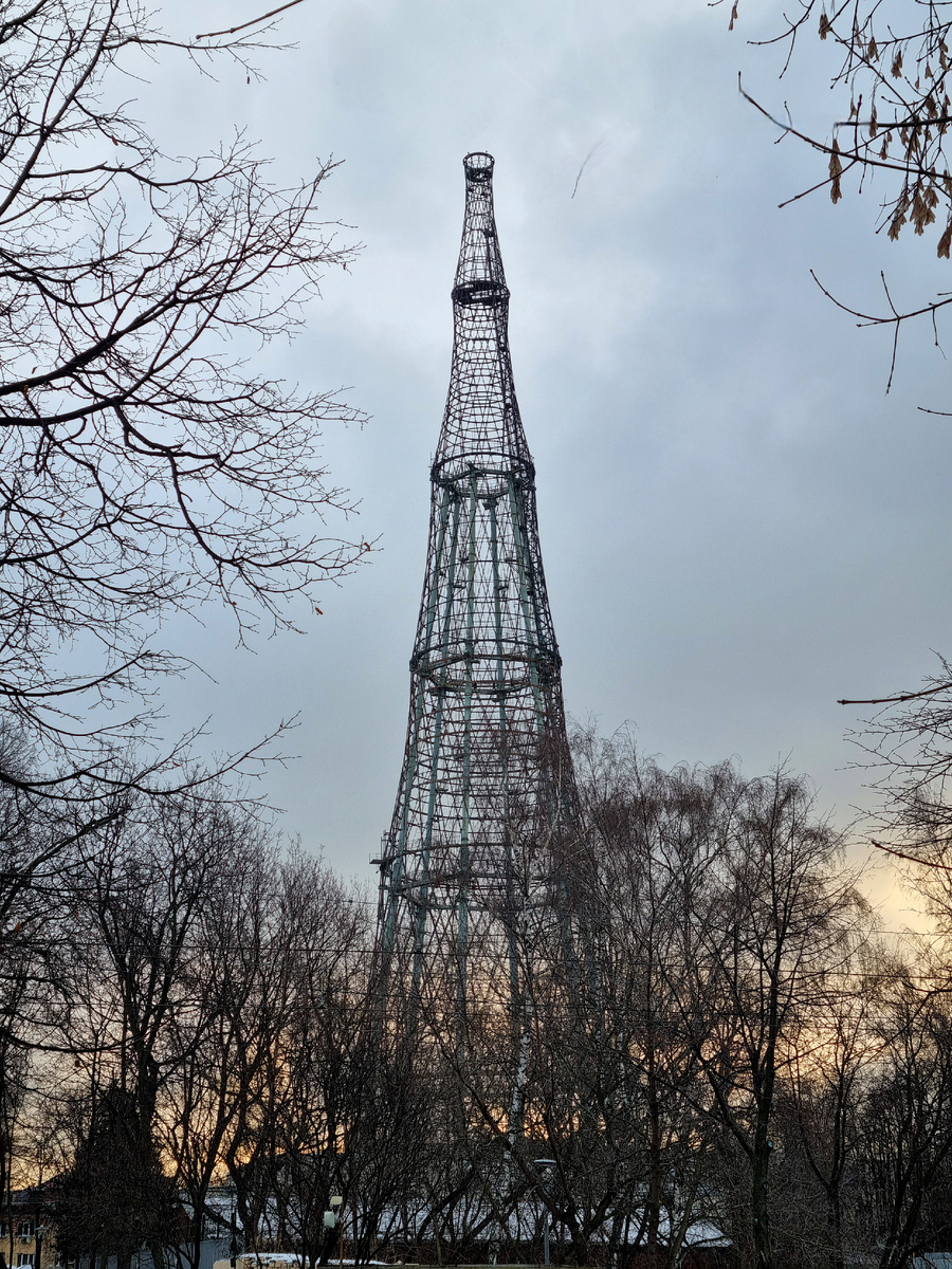 Шуховская башня. Фото автора статьи.