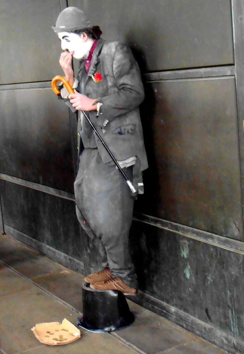 Реинкарнация Чаплина в Лондоне 