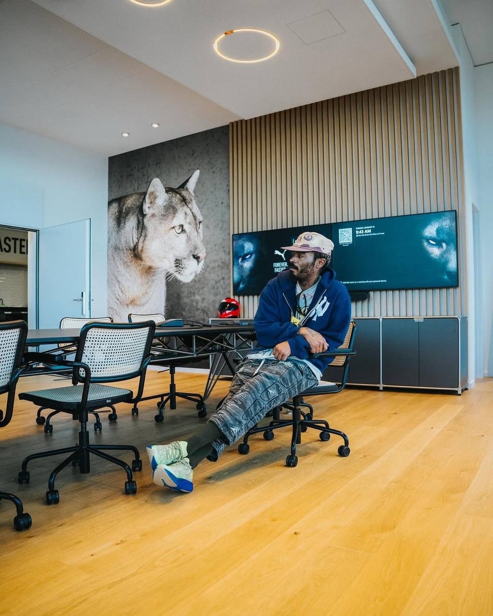 Салехе Бембери и PUMA: первая коллаборация знаменитого дизайнера с немецким брендом  