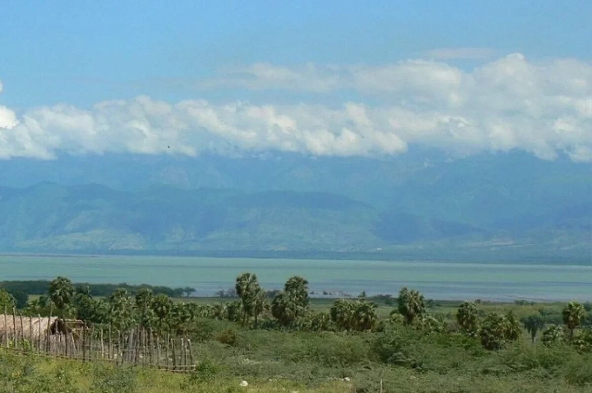    TVP World: трое туристов найдены бездыханными на пляже в Доминикане