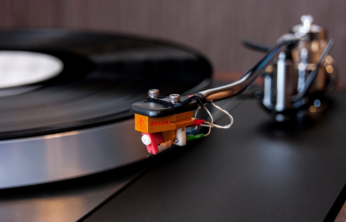 Lyra Delos на тонраме Morch DP6