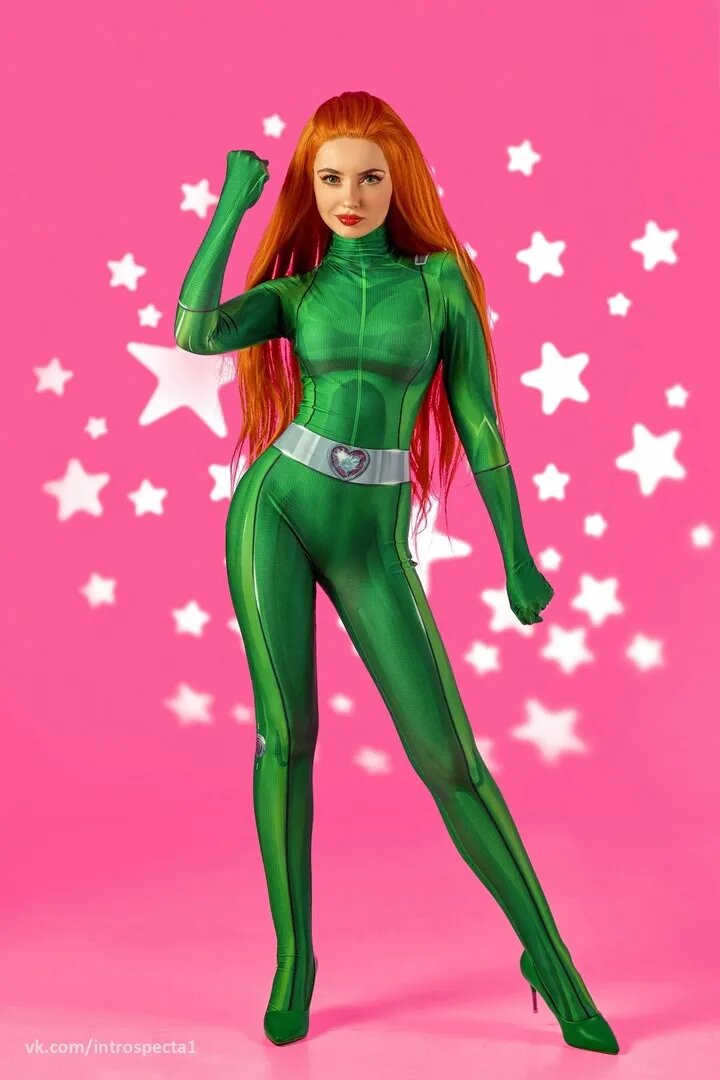 Косплей на Сэм из Totally Spies!. Косплеер: Introspecta. Фотограф: Вячеслав Цуркан.   📷