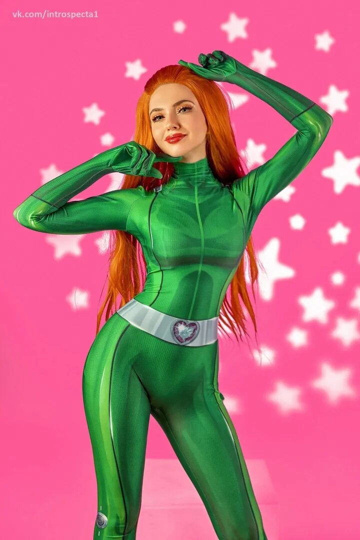 Косплей на Сэм из Totally Spies!. Косплеер: Introspecta. Фотограф: Вячеслав Цуркан.   📷