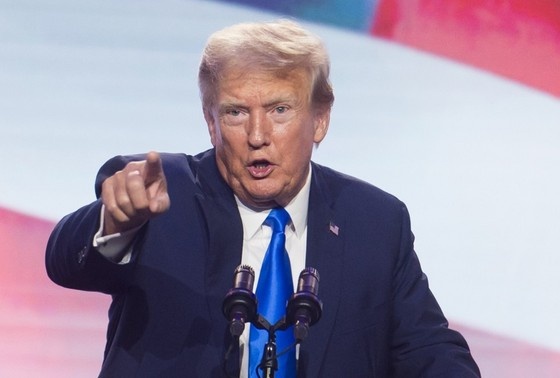    Дональд Трамп