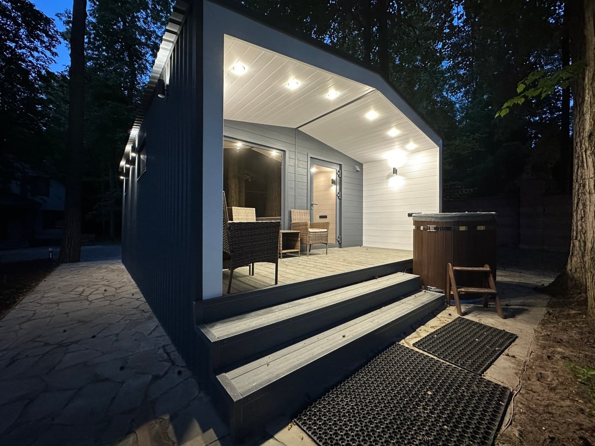 Модульные бани: преимущества, функциональность и современный дизайн