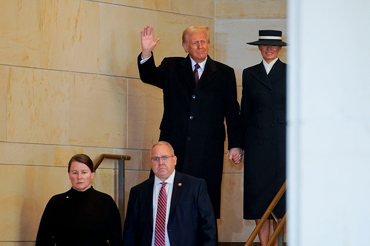   Дональд Трамп и Мелания Трамп.   
Фото: © ALEXANDER DRAGO / Keystone Press Agency / www.globallookpress.com