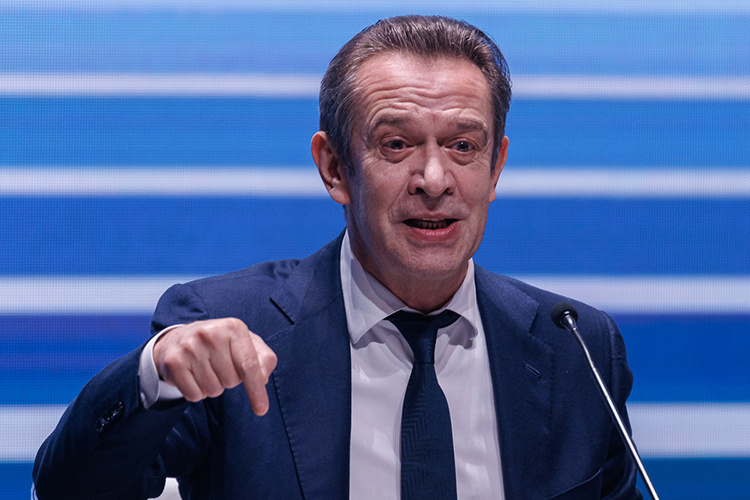    На коллегии минстроя РТ присутствовал и народный артист России Владимир Машков