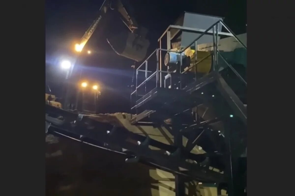    В Анапе заканчивают монтировать систему для сортировки загрязненного песка