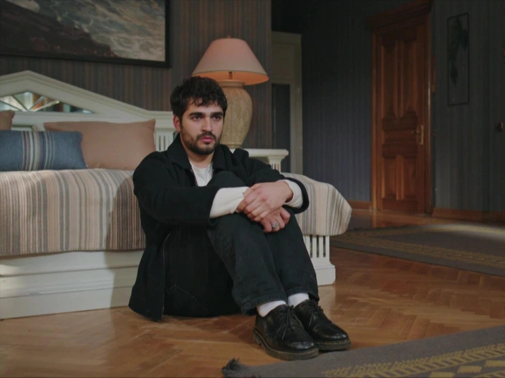 Кадр из сериала «Зимородок»