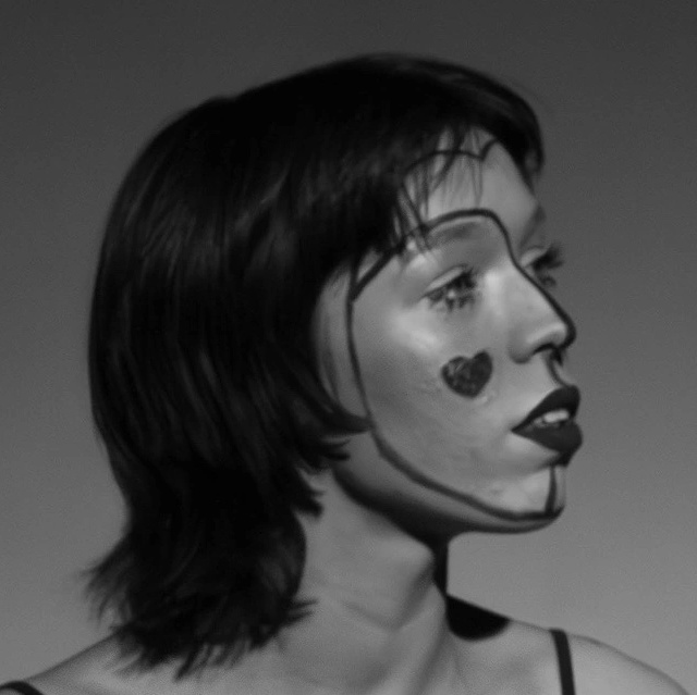 Яна Черникова, студентка 1-го курса Московского государственного института культуры, специальность «актриса театра и кино»: