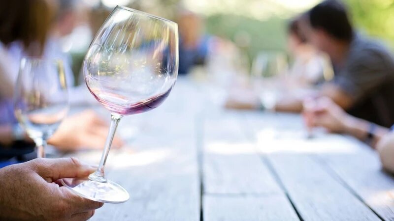     Бокал, вино. Открытые источники в Интернете (СС0)