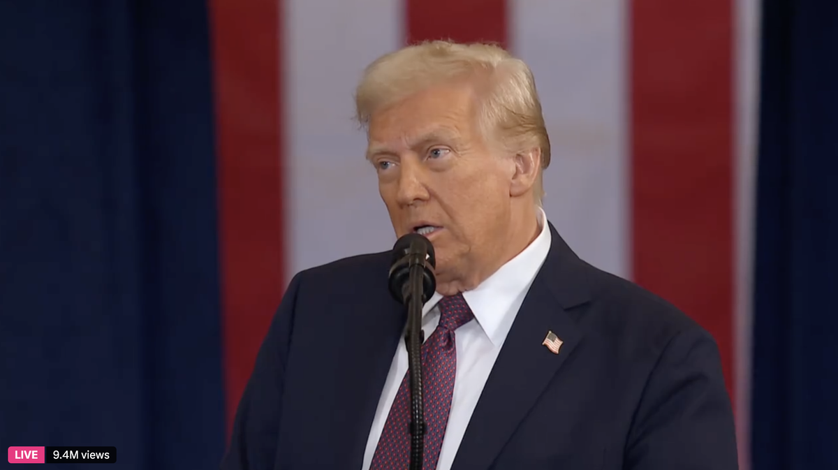 Инаугурационная речь Дональда Трампа
В 17:10 по UTC Дональд Трамп произнёс инаугурационную речь, 
сосредоточившись на восстановлении экономики, технологических инновациях
 и укреплении позиций США на мировой арене. Его выступление вызвало 
оживлённые обсуждения среди экспертов и инвесторов.

Инаугурационная речь Дональда Трампа. Источник: realDonaldTrump
