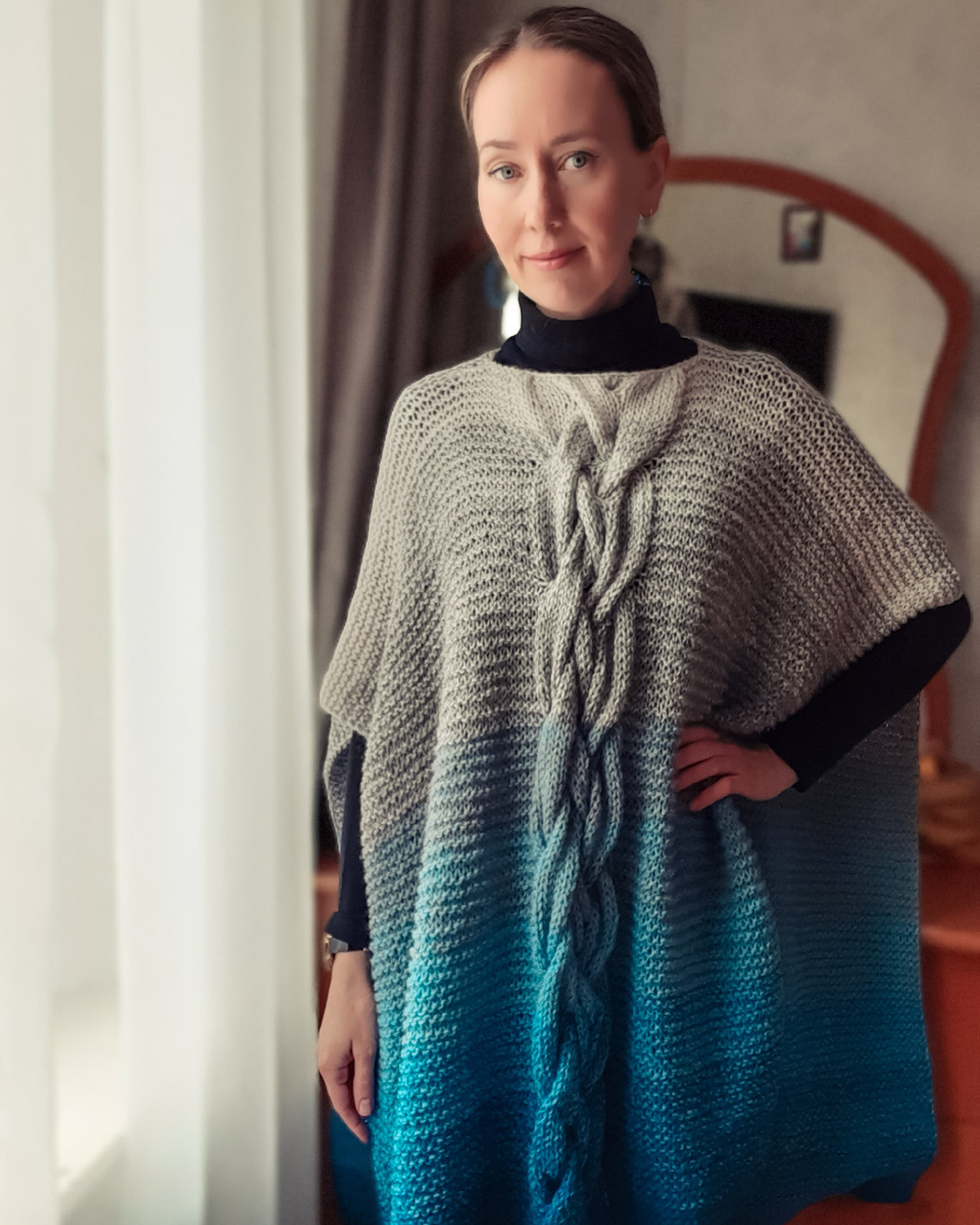 Пончо для дочки, фото на мне