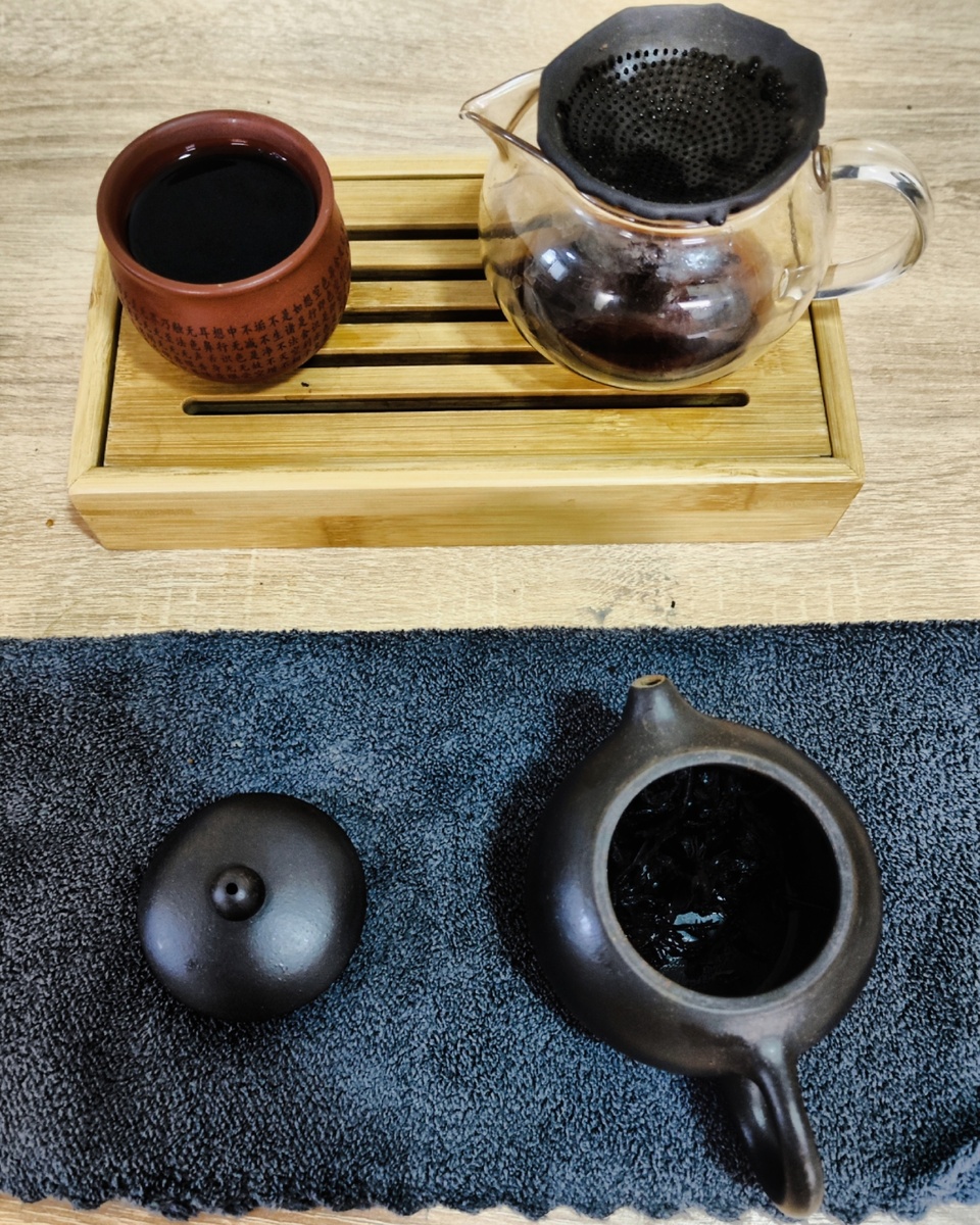 Мы в России - любим "нефть"! Не только в нефтепроводах, но и в пиалах по утрам!