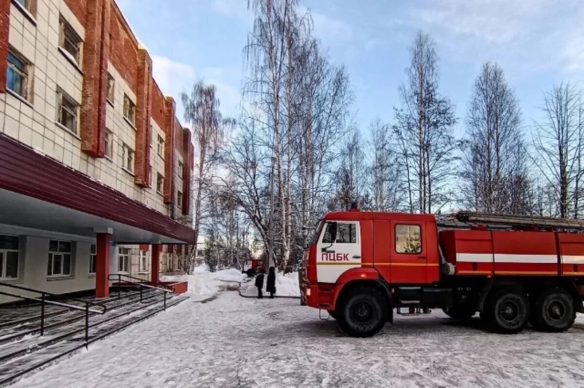    В Перми во время пожара в поликлинике эвакуировали 84 человека
