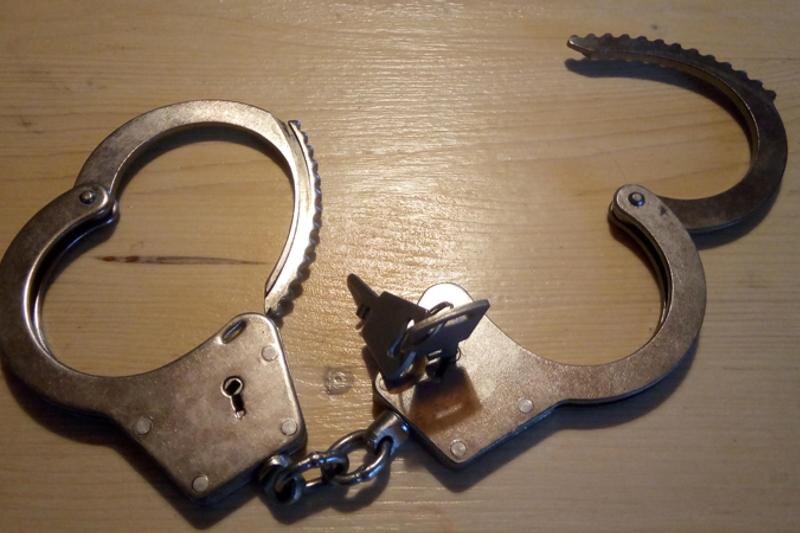    ЕАН. Сотрудника вуза обвиняют в получении взятки